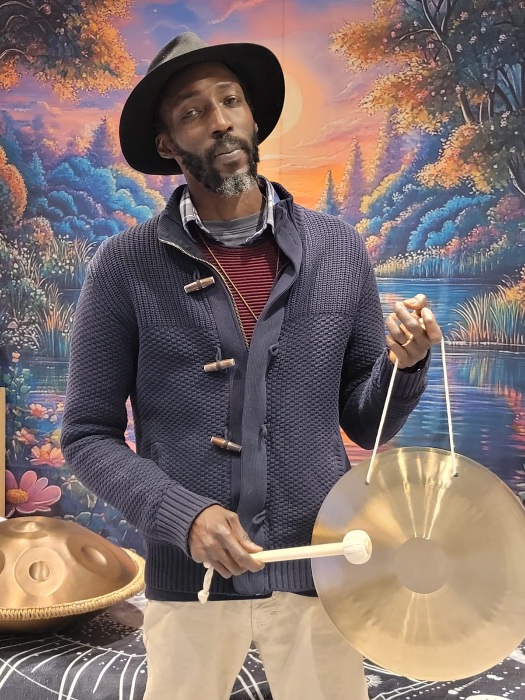 MR DJIM — Gong